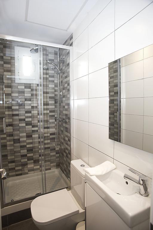 Camp Nou Apartment L'Hospitalet de Llobregat Esterno foto