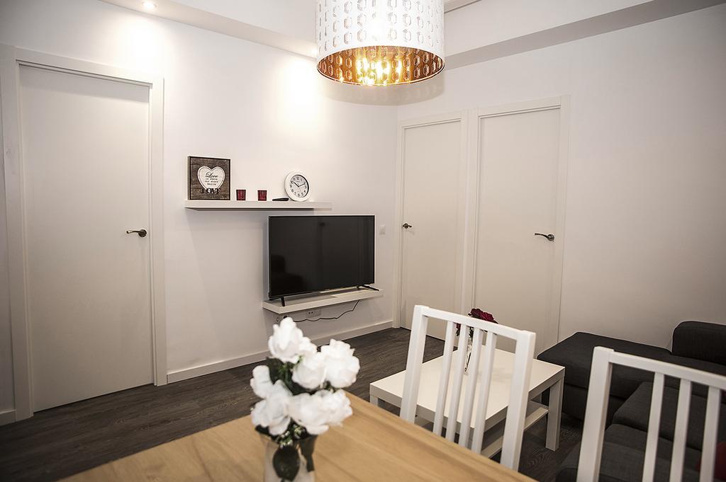 Camp Nou Apartment L'Hospitalet de Llobregat Esterno foto