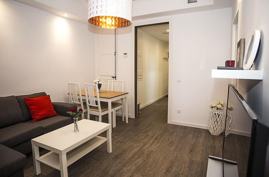 Camp Nou Apartment L'Hospitalet de Llobregat Esterno foto